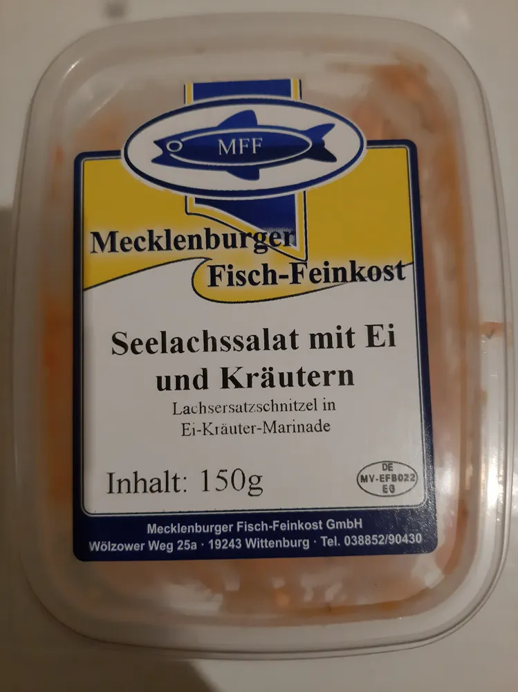 Seelachssalat mit Ei und Kräutern