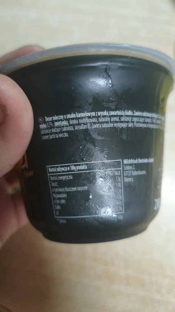 Deser mleczny o smaku karmelowym