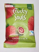 Erdbeeren in weißer Schokolade & Matchapulver