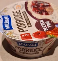 Porridge mit Vollkornhafer Beerentrio