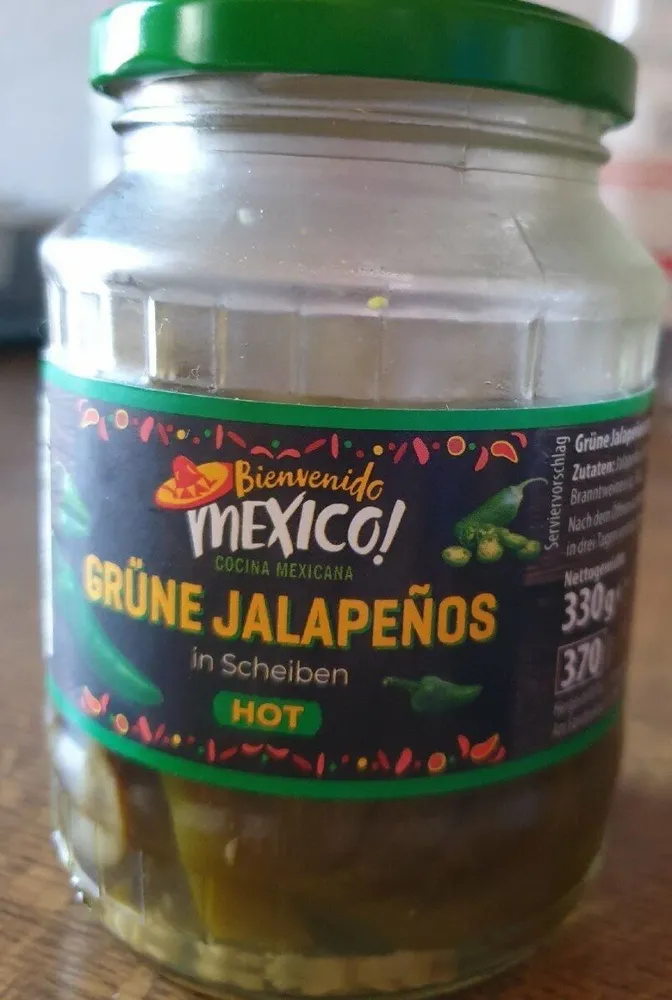 Grüne Jalapeños in Scheiben