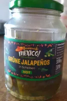 Grüne Jalapeños in Scheiben