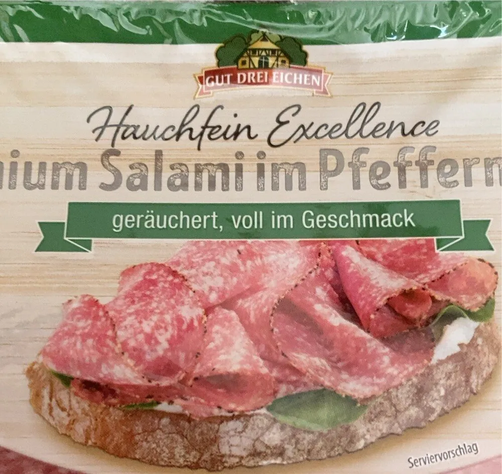 Premium Salami im Pfeffermantel