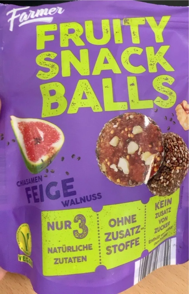 Fruity snack balls