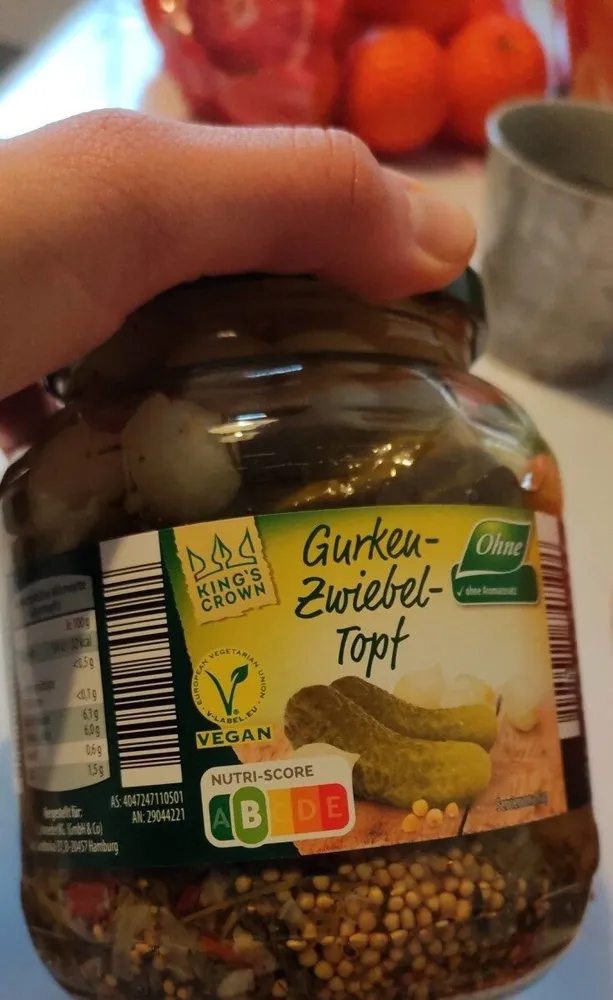 Gurken-Zwiebel-Topf