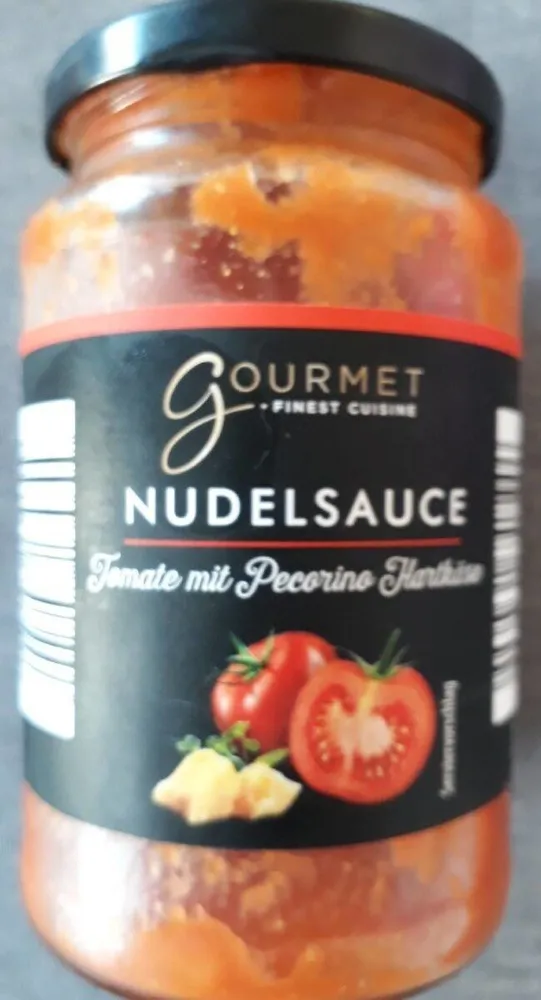 Nudelsauce Tomate mit Pecorino