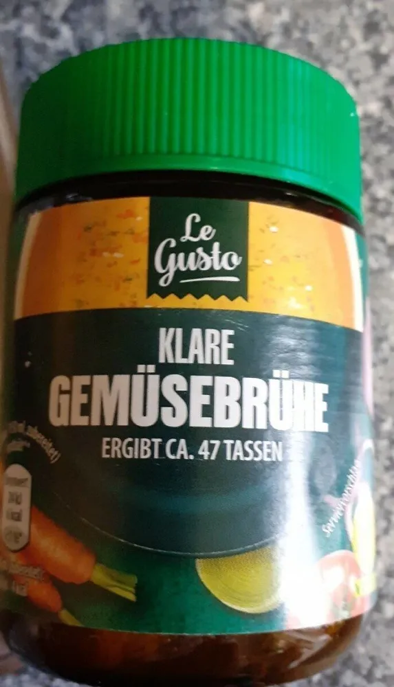 Klare Gemüsebrühe