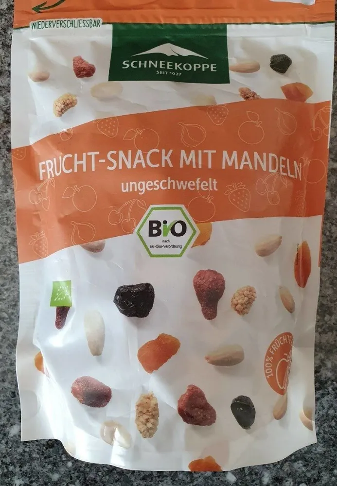 Frucht-Snack mit Mandeln