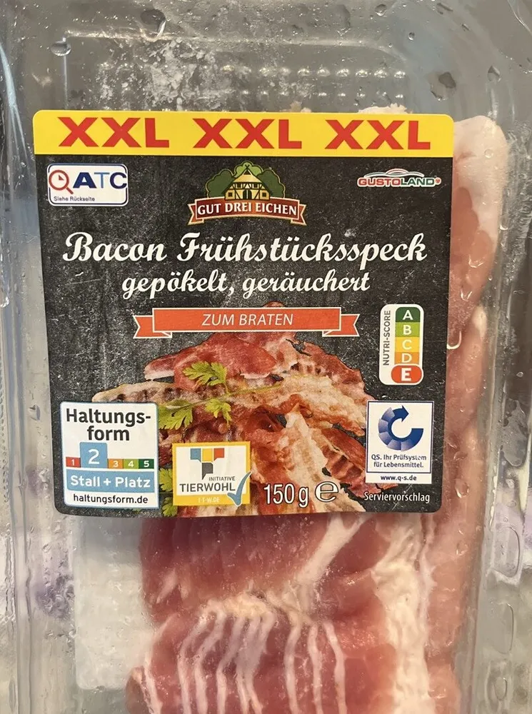 ALDI GUT DREI EICHEN SCHWEIN Bacon XXL Milder Frühstücksspeck geräuchert zum Braten und Backen. Aus der Kühlung 1.39€ 150g Packung 1kg 9.27€
