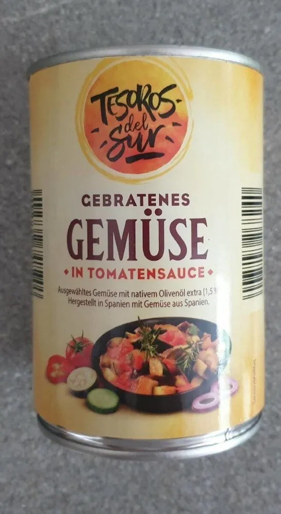 Gebratenes Gemüse in Tomatensauce