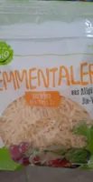 Bio-Emmentaler gerieben