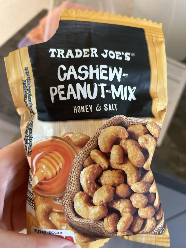 CASHEW-PEANUT-MIX HONEY & SALT