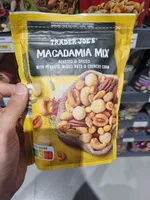 Macadamia Mix Roasted & Spiced With Peanuts, Mixed Nuts & Crunchy Corn