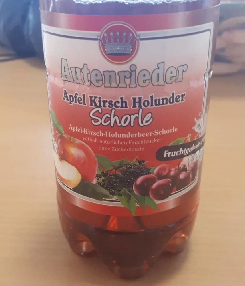 Apfel Kirsch Holunder Schorle