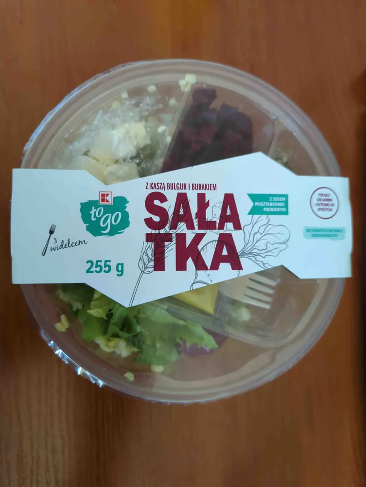 Sałatka z kazą bulgur i burakiem