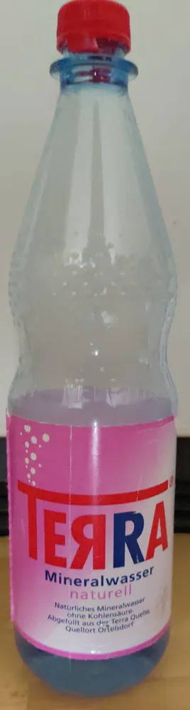 Mineralwasser naturell