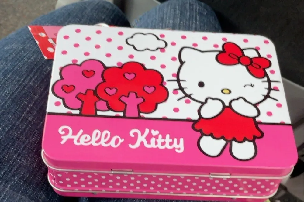 Hello kitty