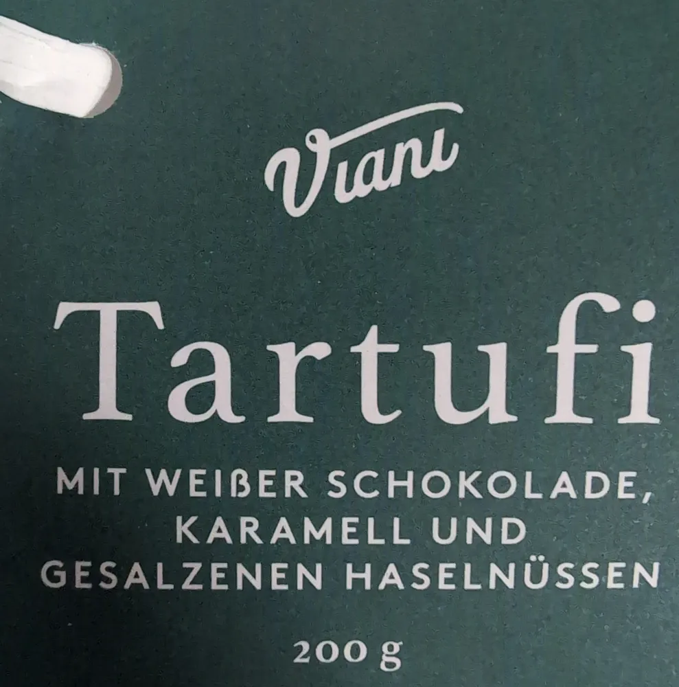 Tartufi mit weißer Schokolade, Karamell und gesalzenen Haselnüssen