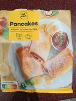 Pancakes With Banana And Hazelnut Cream Filling