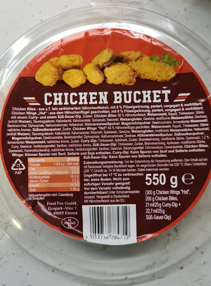 CHICKEN BUCKET