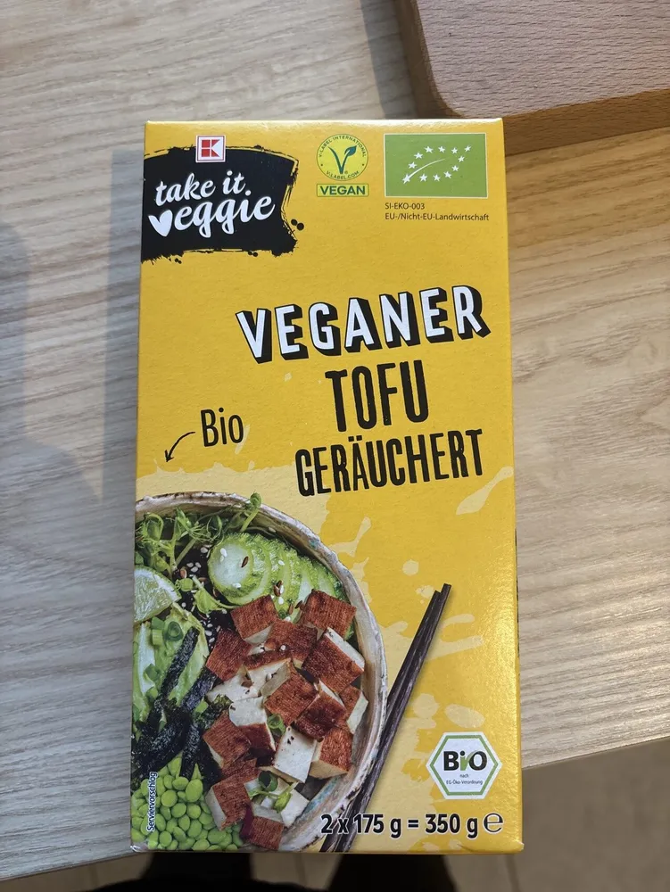 VEGANER TOFU GERÄUCHERT