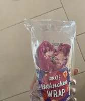Tomate hähnchen wrap