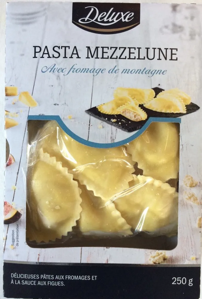 Pasta mezzelune