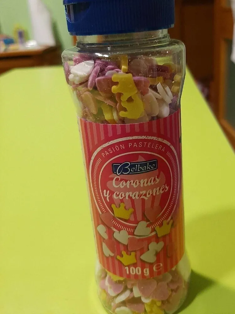 Coronas y corazones