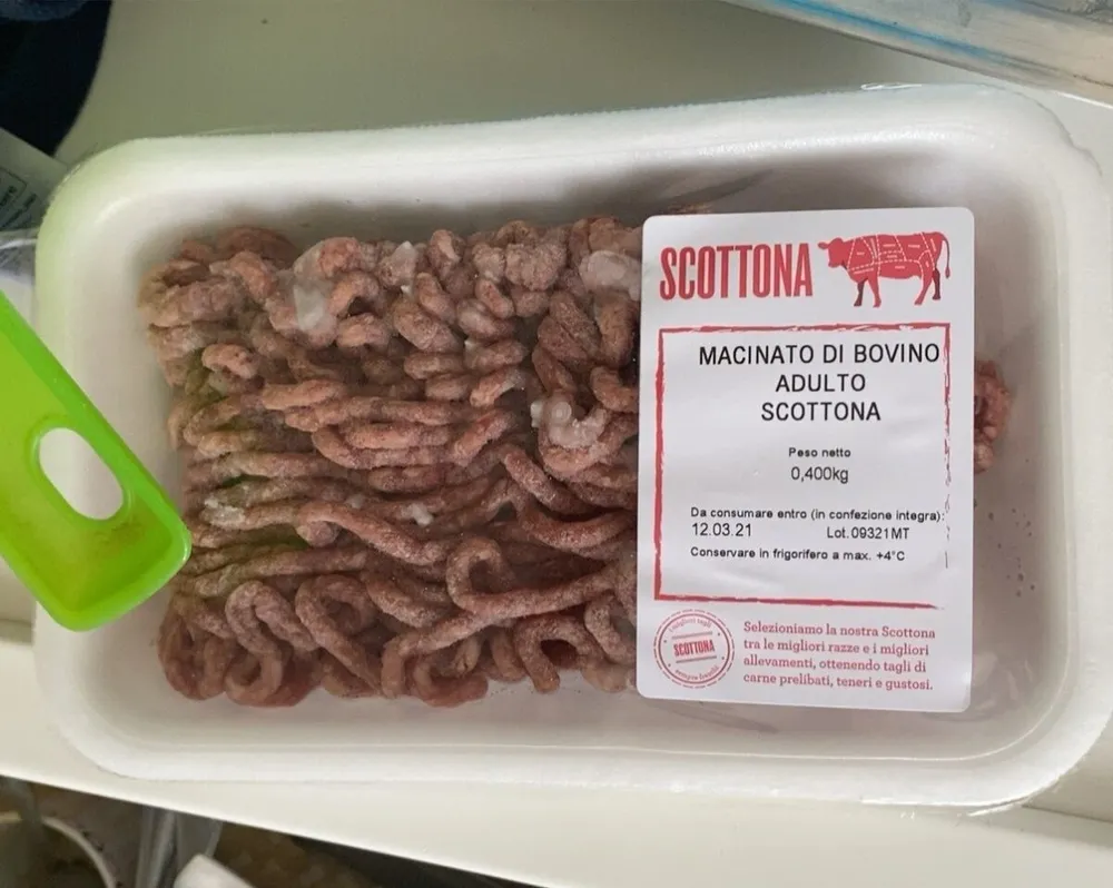 Macinato di bovino adulto scototna