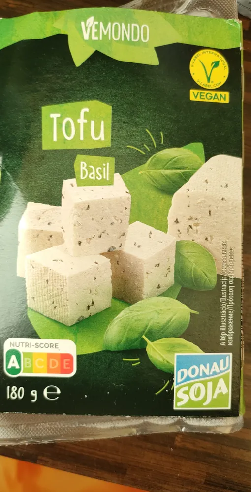 Тофу с босилек
