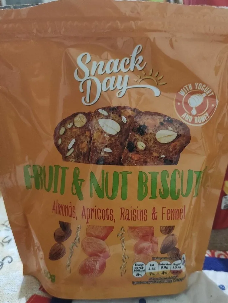 Fruit and nuts biscuits