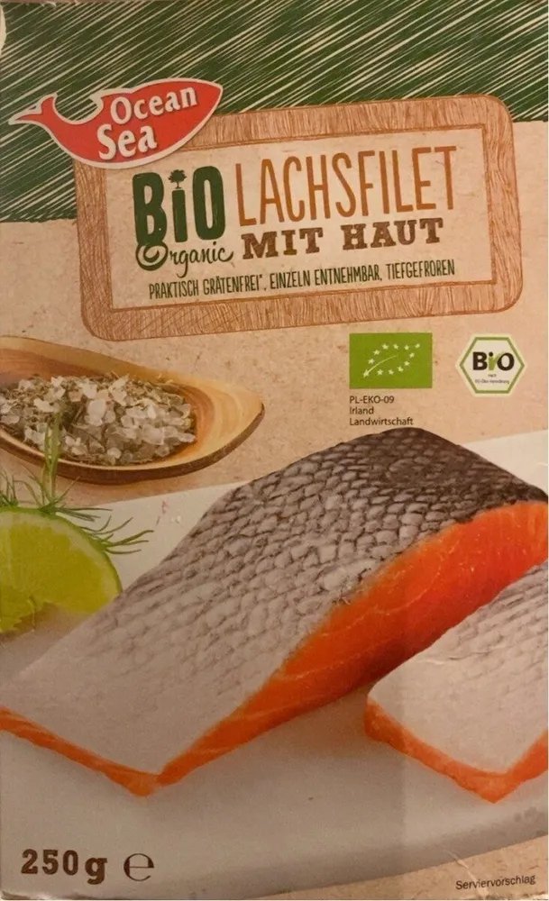 Lachsfilet mit haut