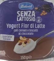 Yogurt Fior di Latte con cereali e biscotti al cioccolato