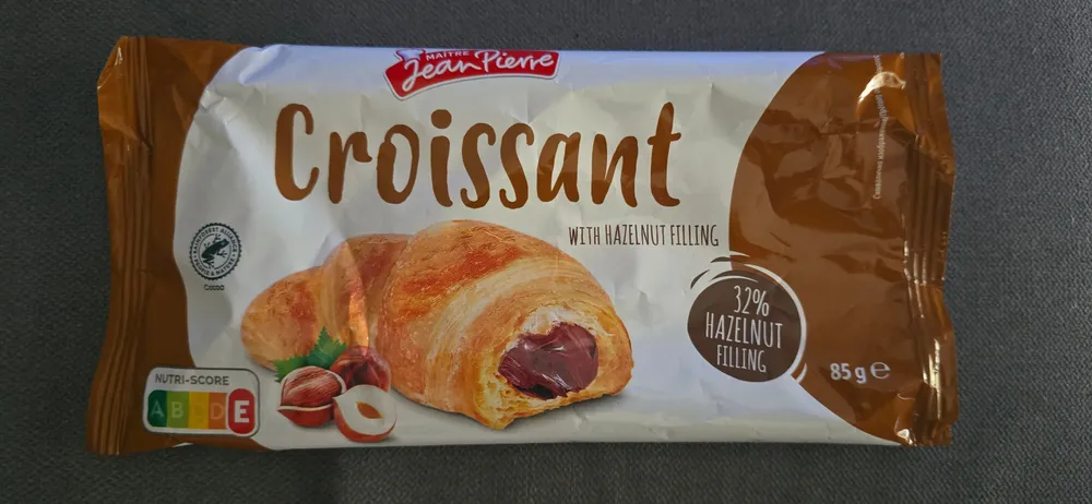 Croissant with hazelnut filling