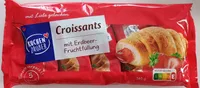 Hörnchen mit Erdbeerfüllung