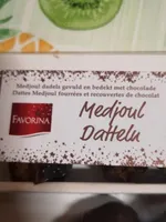Dattes medjoul fourrés et recouvertes de chocolat