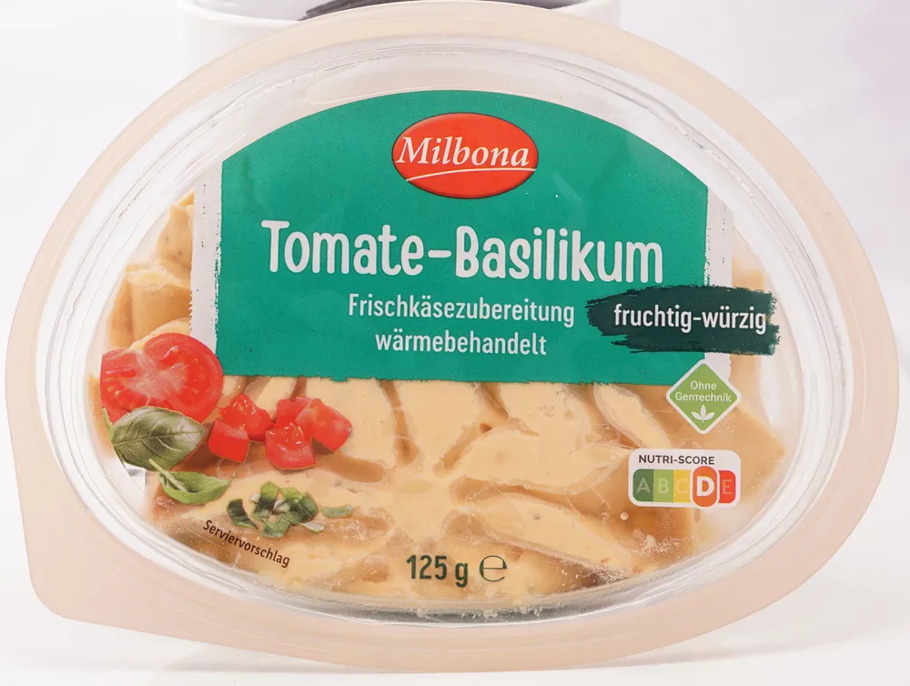 Käse - Frischkãsezubereitung Tomate-Basilikum