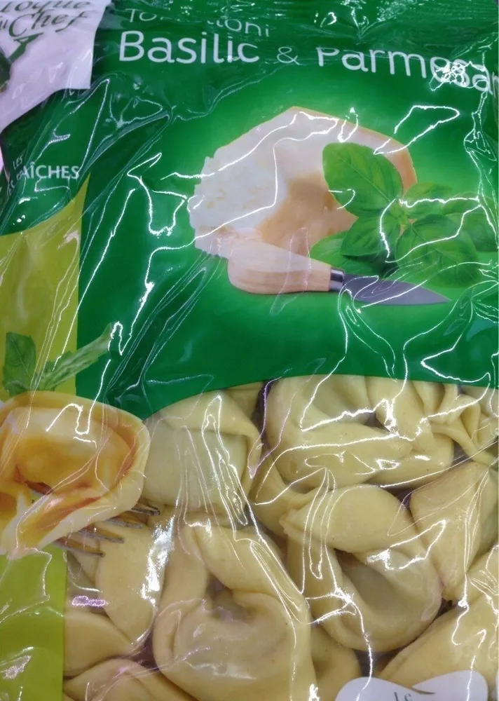 Tortellini basilic et parmesan