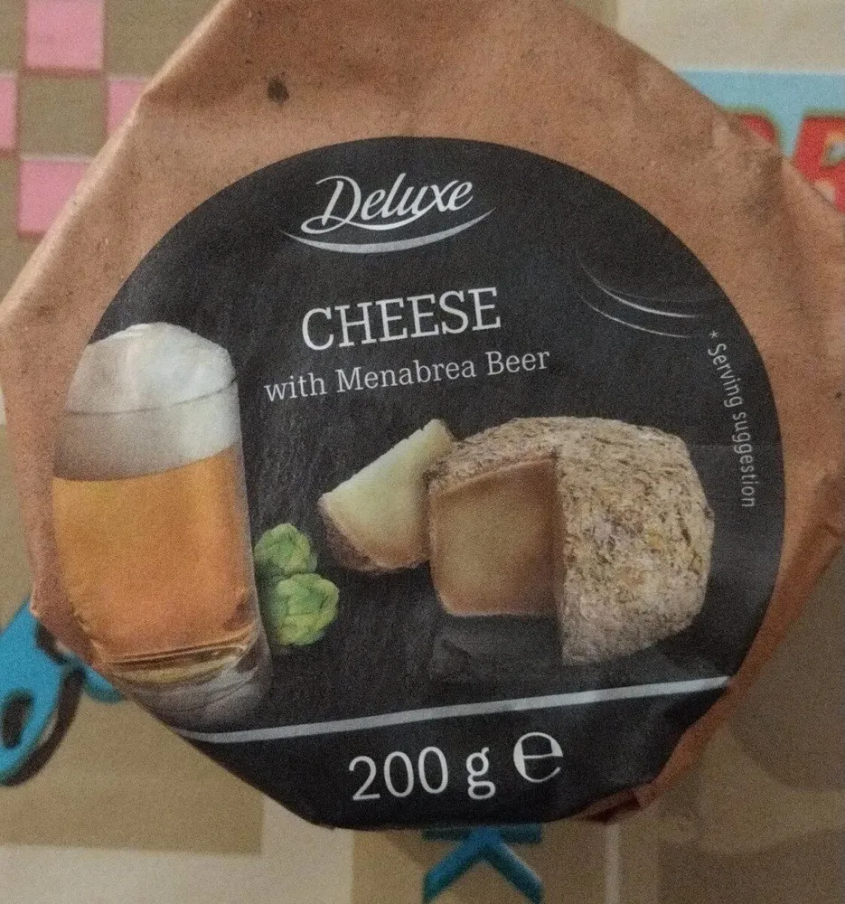Queso con cerveza menabrea