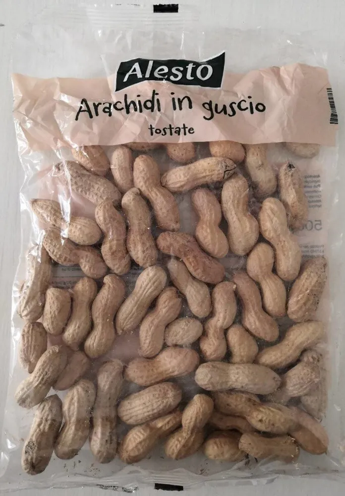 Arachidi in guscio tostate