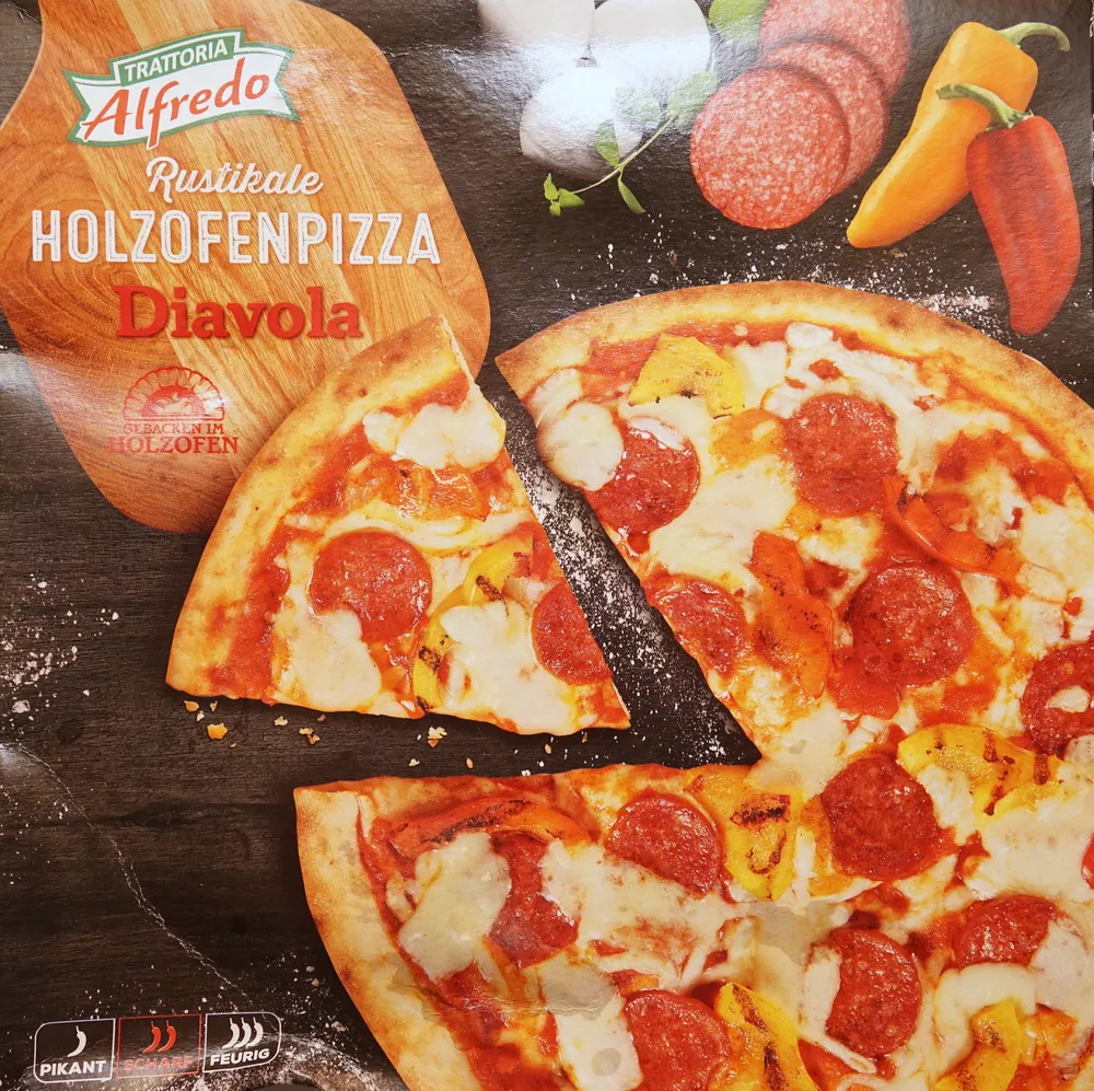 Holzofenpizza Diavola