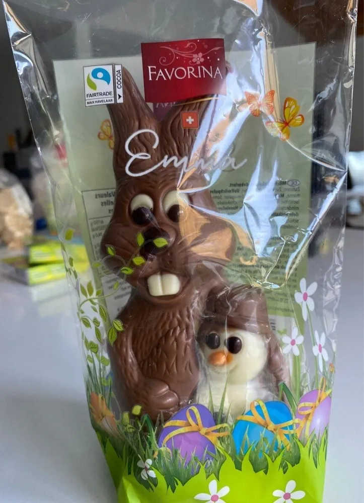 Chocolat au lait décoré