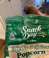 Herbs and spices popcorn