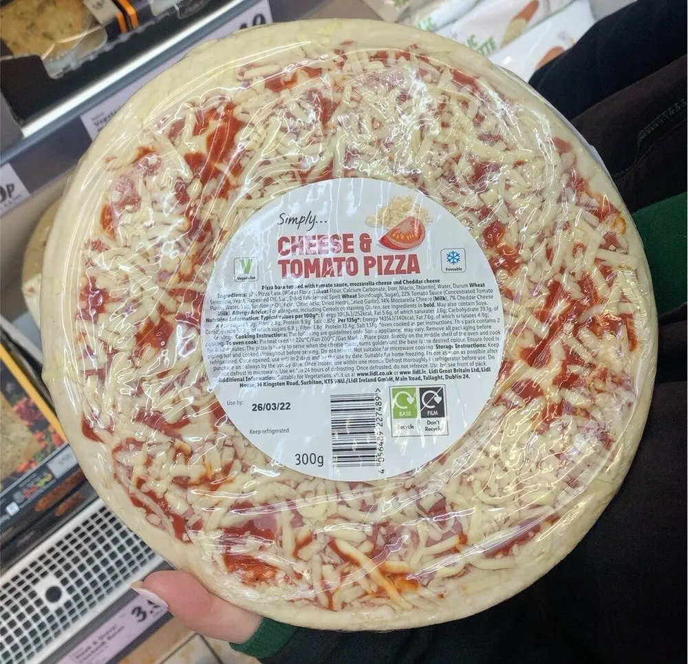 Cheese and Tomato Pizza
