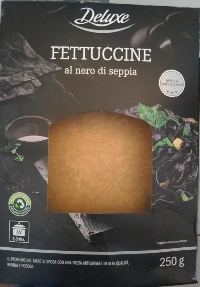 Fettuccine al nero di seppia