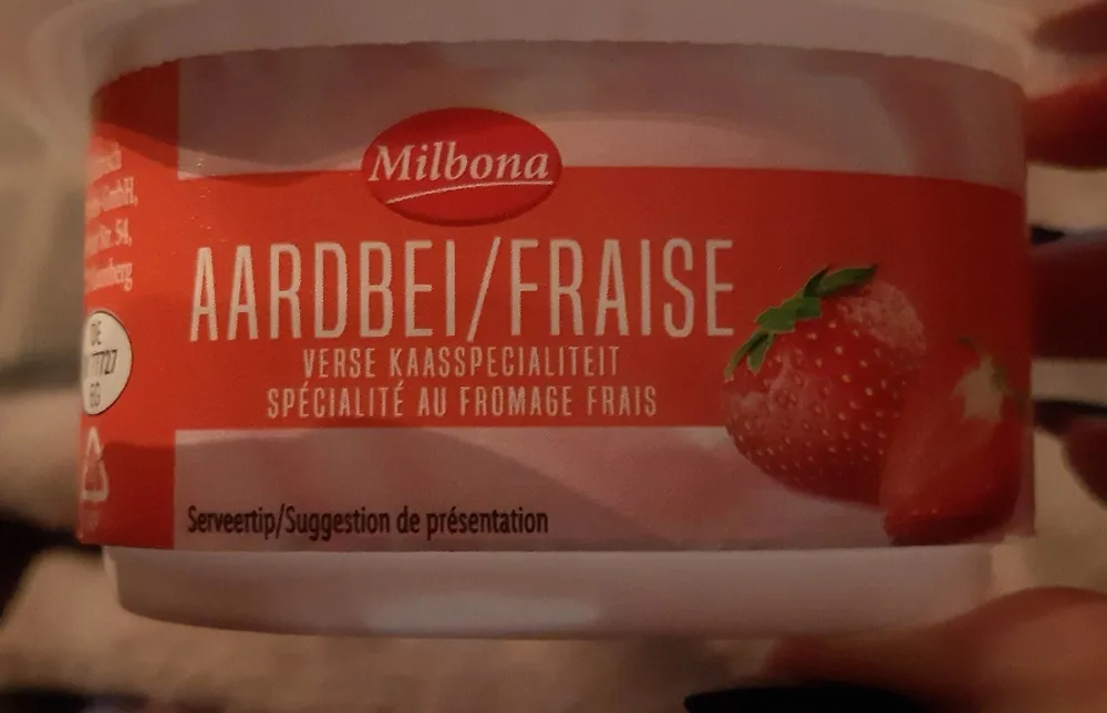 AARDBEI / FRAISE VERSE KAASSPECIALITEIT SPÉCIALITÉ AU FROMAGE FRAIS