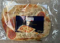 Pizza cherry tomatoes and cheese