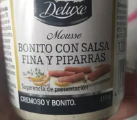 Mouse bonito con salsa fina y piparras