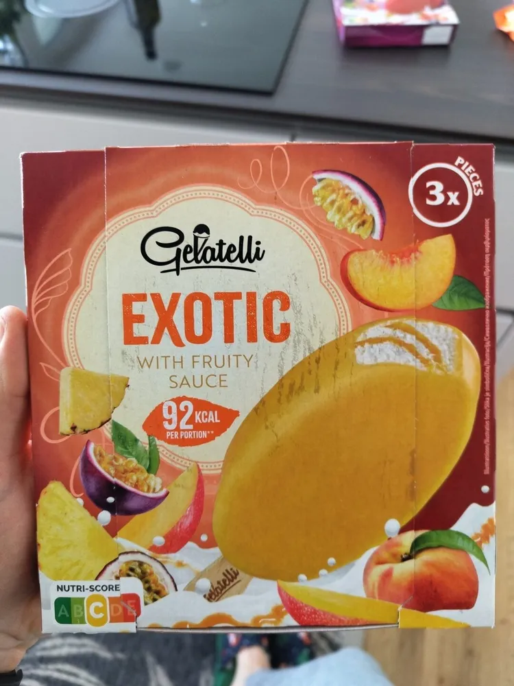 Exotic with a fruity sauce