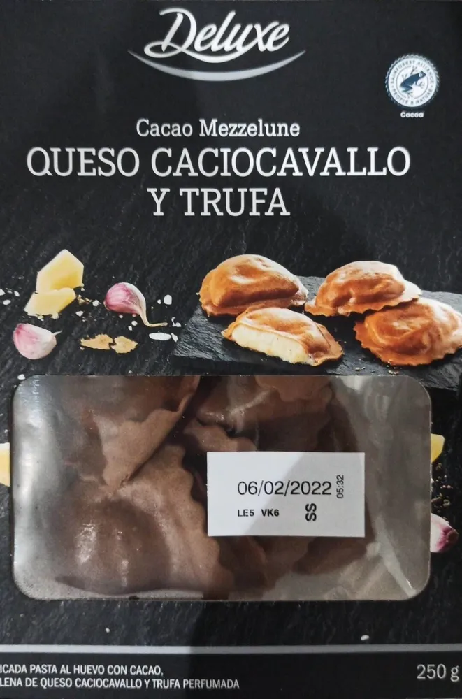Cacao Mezzelune QUESO CACIOCAVALLO Y TRUFA